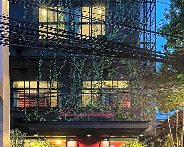 Red Door Heritage Hotel 3*